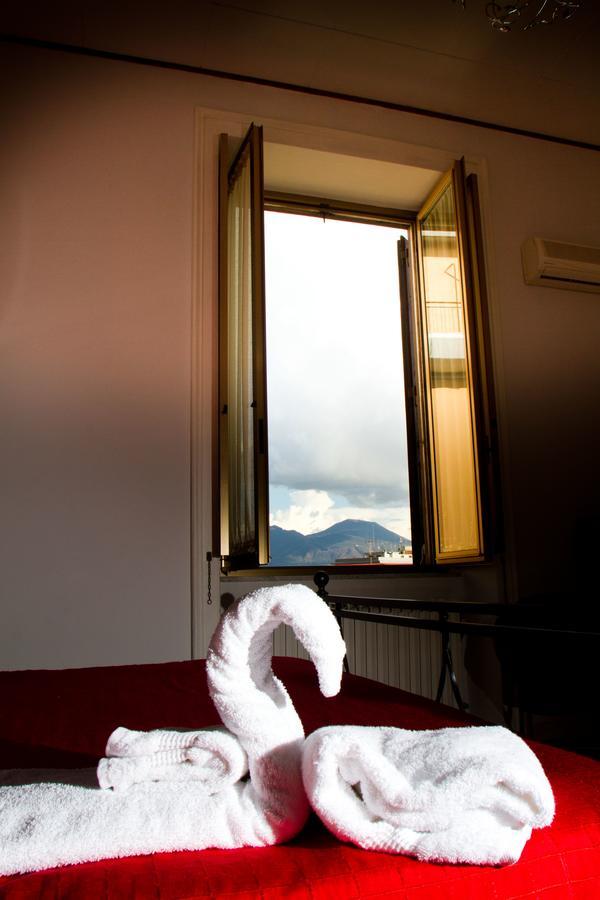 Bed and Breakfast I Sorrisi Di Napoli Esterno foto