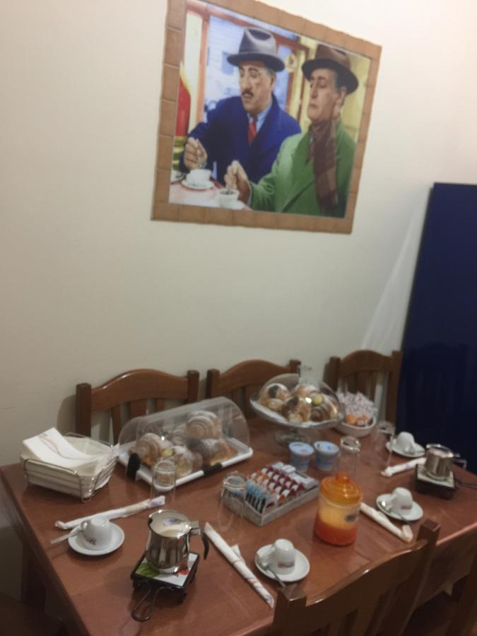 Bed and Breakfast I Sorrisi Di Napoli Esterno foto